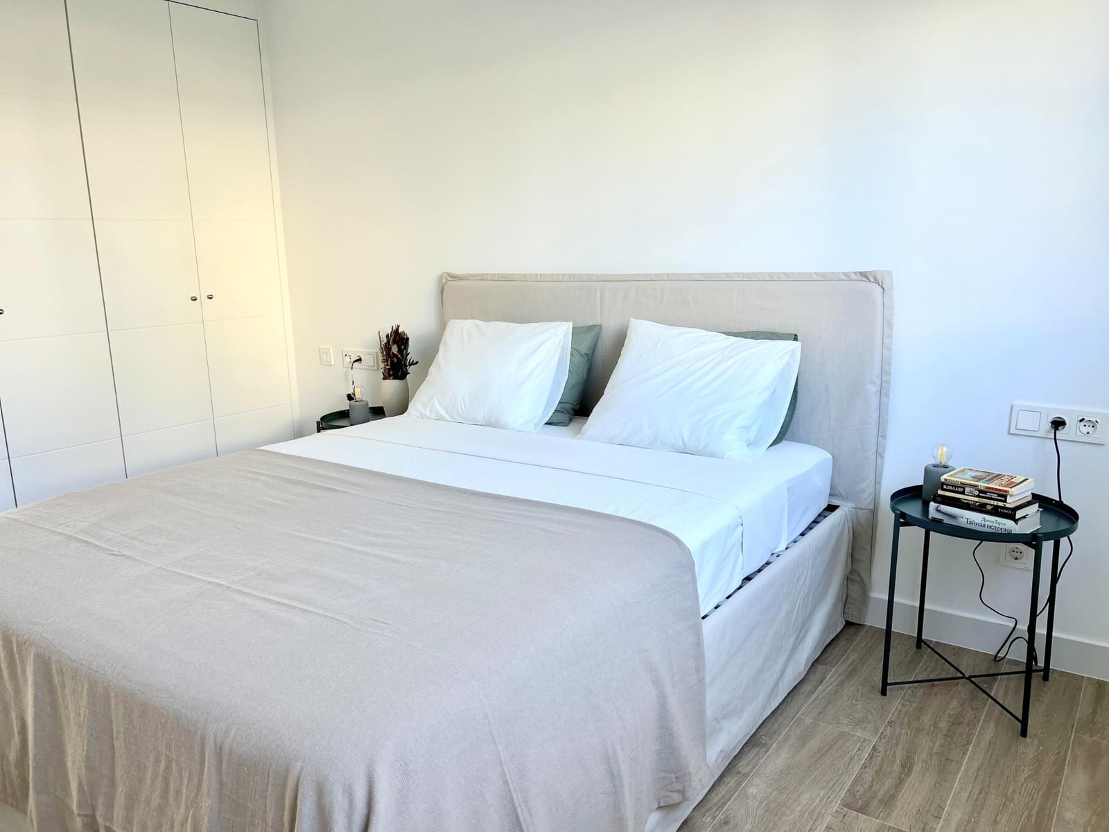 3 sypialnia Apartament do wynajęcia w Casares z basenem garażem - 2 800 € (Ref: 9276062)