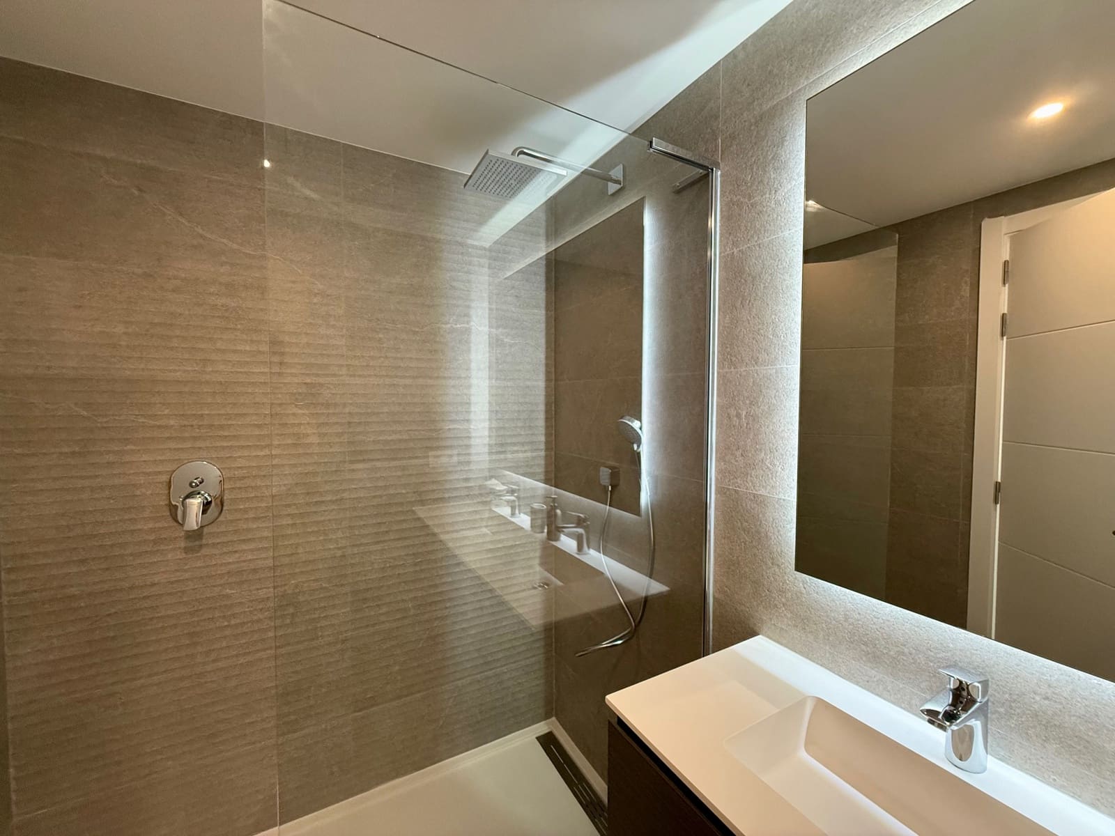 3 sypialnia Apartament do wynajęcia w Casares z basenem garażem - 2 800 € (Ref: 9276062)