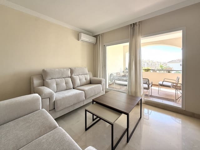 2 bedroom Apartment for rent in Estepona with pool garage - € 1,900 (Ref: 9300895)