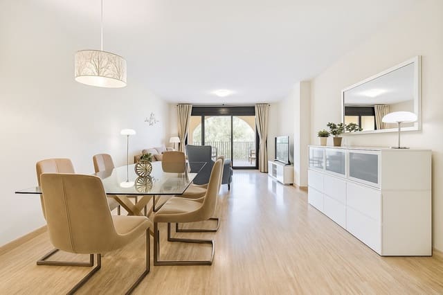 3 bedroom Apartment for rent in Estepona Golf, Estepona with pool garage - € 2,750 (Ref: 9303283)