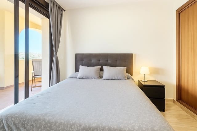 3 bedroom Apartment for rent in Estepona Golf, Estepona with pool garage - € 2,750 (Ref: 9303283)