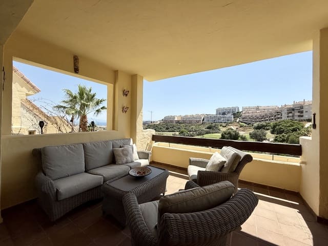 2 bedroom Apartment for rent in Manilva with pool garage - € 1,600 (Ref: 9303284)