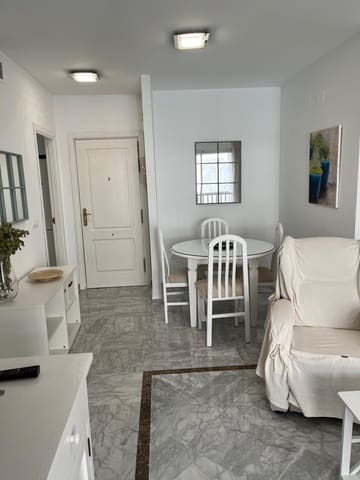 2 bedroom Apartment for holiday rental in Puerto Banus, Marbella with pool garage - € 4,375 (Ref: 9324269)