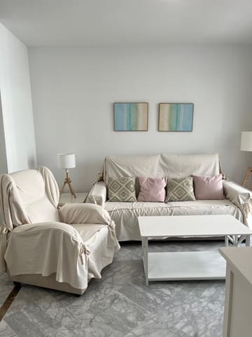 Appartement de 2 chambres à louer à Puerto Banus, Marbella avec piscine garage - 1 750 € (Ref: 9326209)