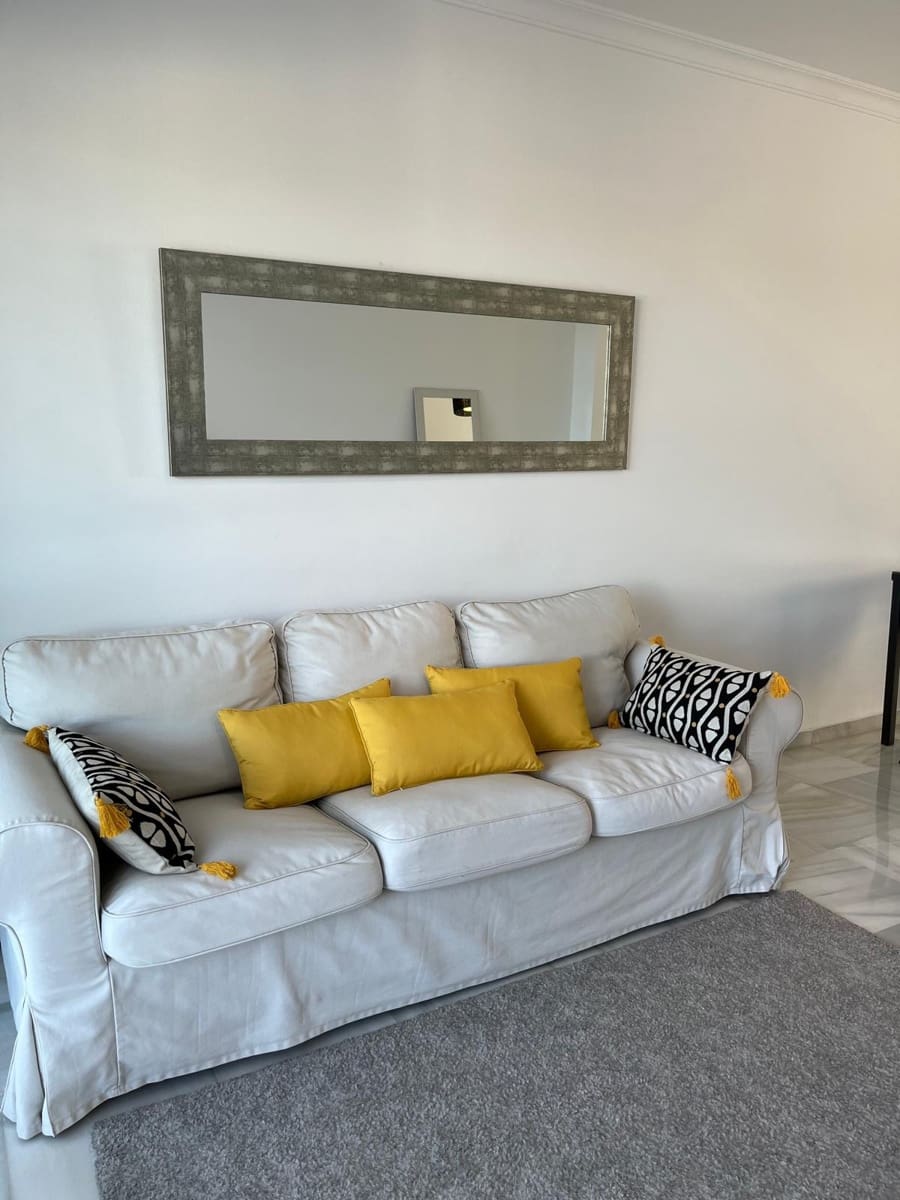   2 soveværelse   ferieLejlighed i Marbella   med   swimmingpool  garage  - € 5.125 (Ref: 9330369)