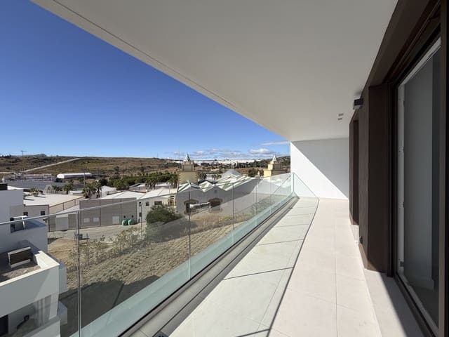 3 chambre Appartement à vendre à Zona Calvario, Estepona avec piscine garage - 475 000 € (Ref: 9334575)