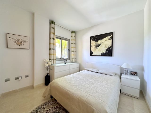 2 soverom Leilighet til salgs i La Concha - Resina Golf, Estepona med svømmebasseng garasje - € 349 000 (Ref: 9337768)