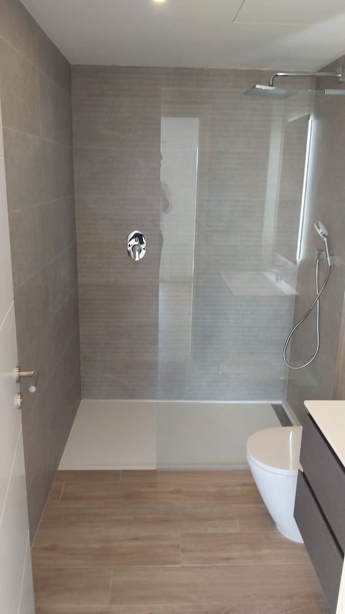 2 sypialnia Apartament na sprzedaż w Casares z basenem garażem - 335 000 € (Ref: 9387709)