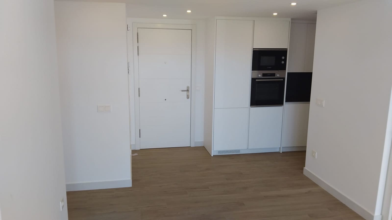 2 sypialnia Apartament na sprzedaż w Casares z basenem garażem - 335 000 € (Ref: 9387709)