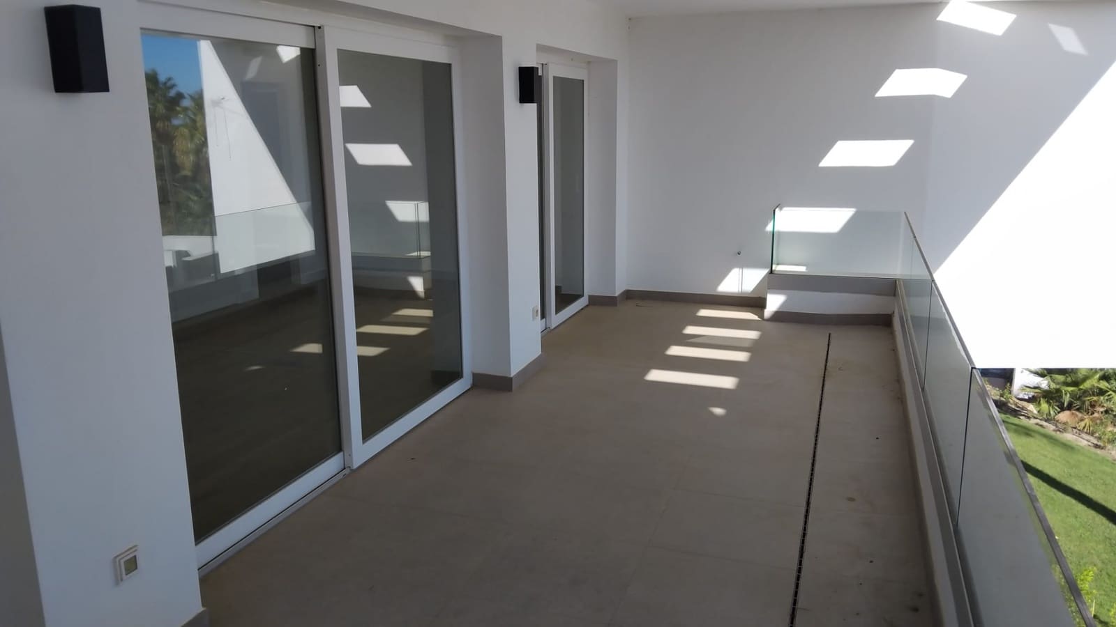 2 sypialnia Apartament na sprzedaż w Casares z basenem garażem - 335 000 € (Ref: 9387709)