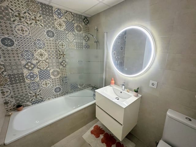 3 soverom Penthouse til salgs i Parque Central, Estepona med svømmebasseng garasje - € 729 000 (Ref: 9398280)