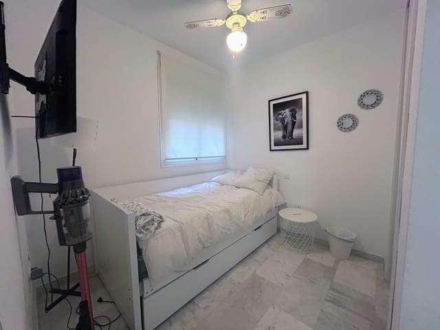 3 slaapkamer Appartement te huur in Doña Julia Golf, Casares met zwembad garage - € 1.500 (Ref: 9400820)