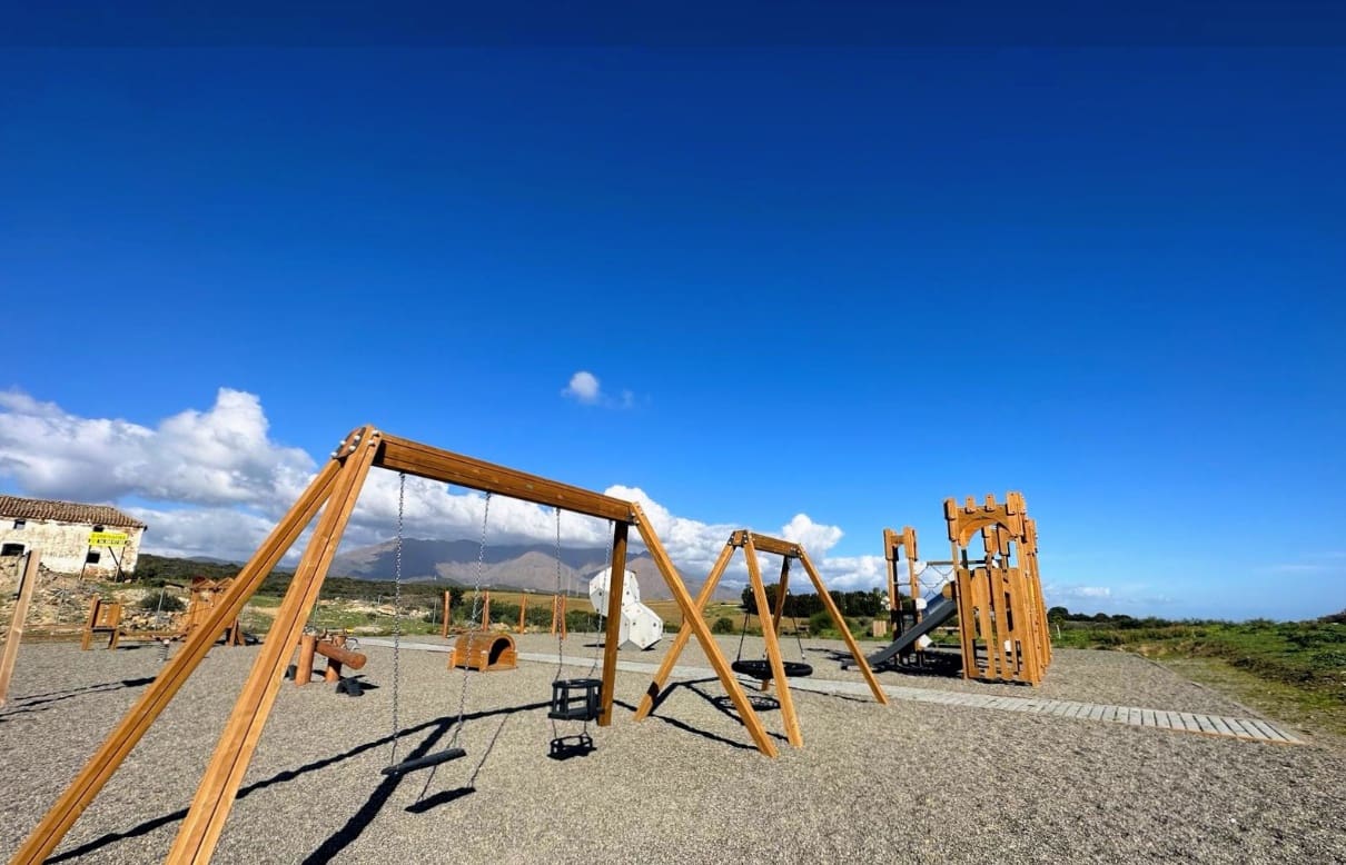 3 chambre Appartement à vendre à Casares avec piscine garage - 255 000 € (Ref: 9410782)