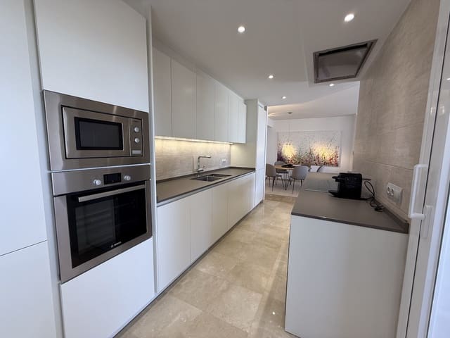 3 soveværelse Lejlighed til salg i Marbella med swimmingpool garage - € 535.000 (Ref: 9410783)