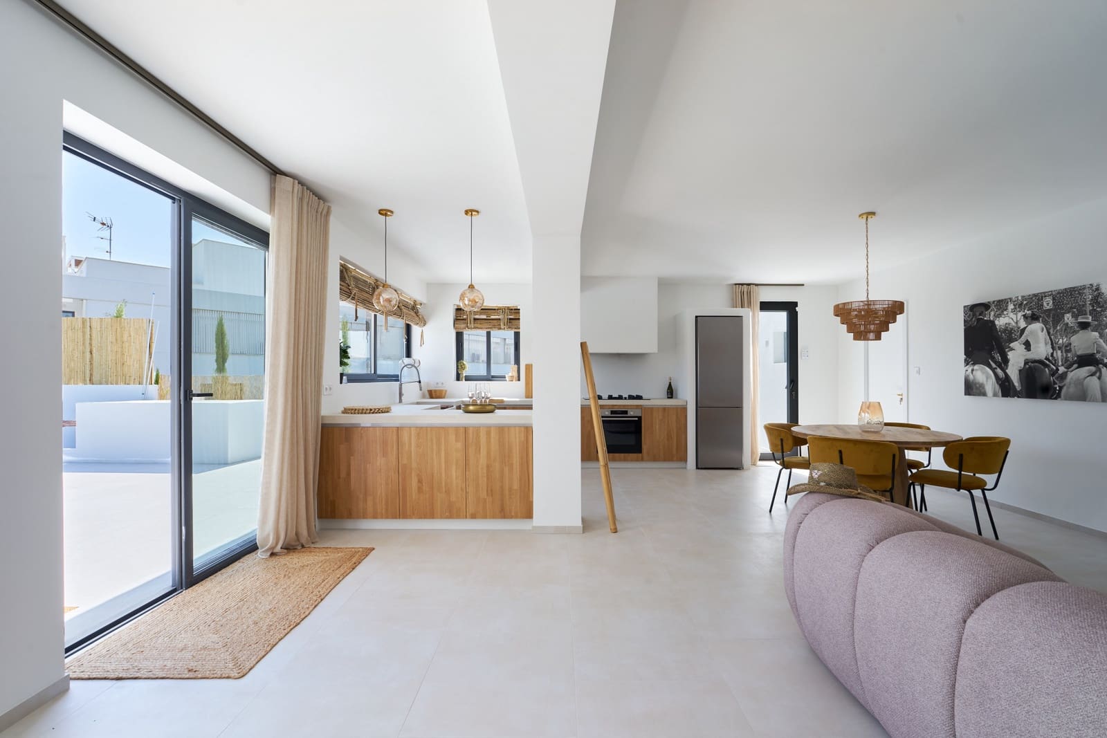 3 bedroom Villa for sale in Estepona with pool garage - € 1,495,000 (Ref: 9410784)