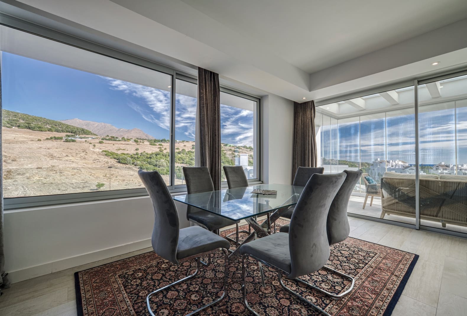 3 soverom Leilighet til salgs i Casares med svømmebasseng garasje - € 699 000 (Ref: 9413842)