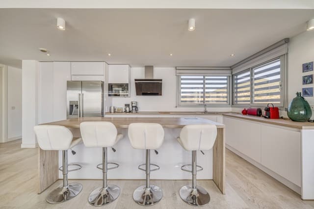 3 soverom Leilighet til salgs i Casares Pueblo, Casares med svømmebasseng garasje - € 699 000 (Ref: 9413842)