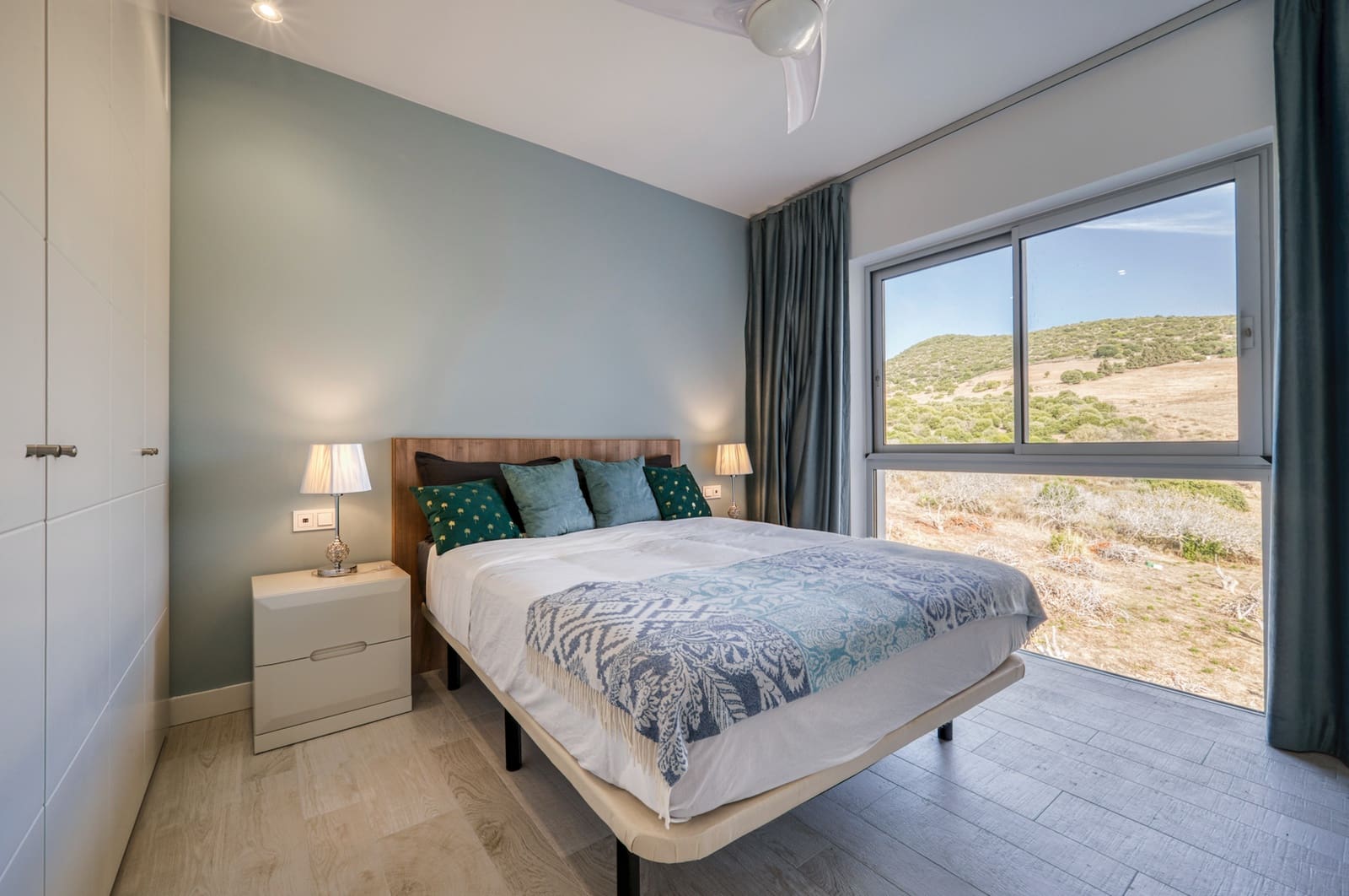 Apartamento de 3 habitaciones en Casares en venta con piscina garaje - 699.000 € (Ref: 9413842)