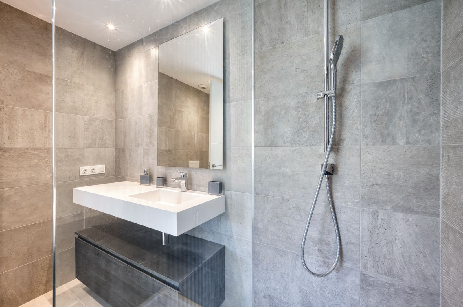 Apartamento de 3 habitaciones en Casares en venta con piscina garaje - 699.000 € (Ref: 9413842)