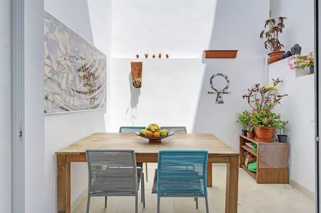 2 bedroom Townhouse for rent in Centro, Estepona - € 1,450 (Ref: 9413843)