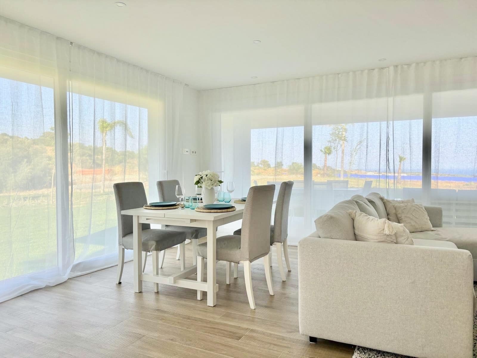 2 soverom Leilighet til salgs i Casares med svømmebasseng garasje - € 525 000 (Ref: 9419365)