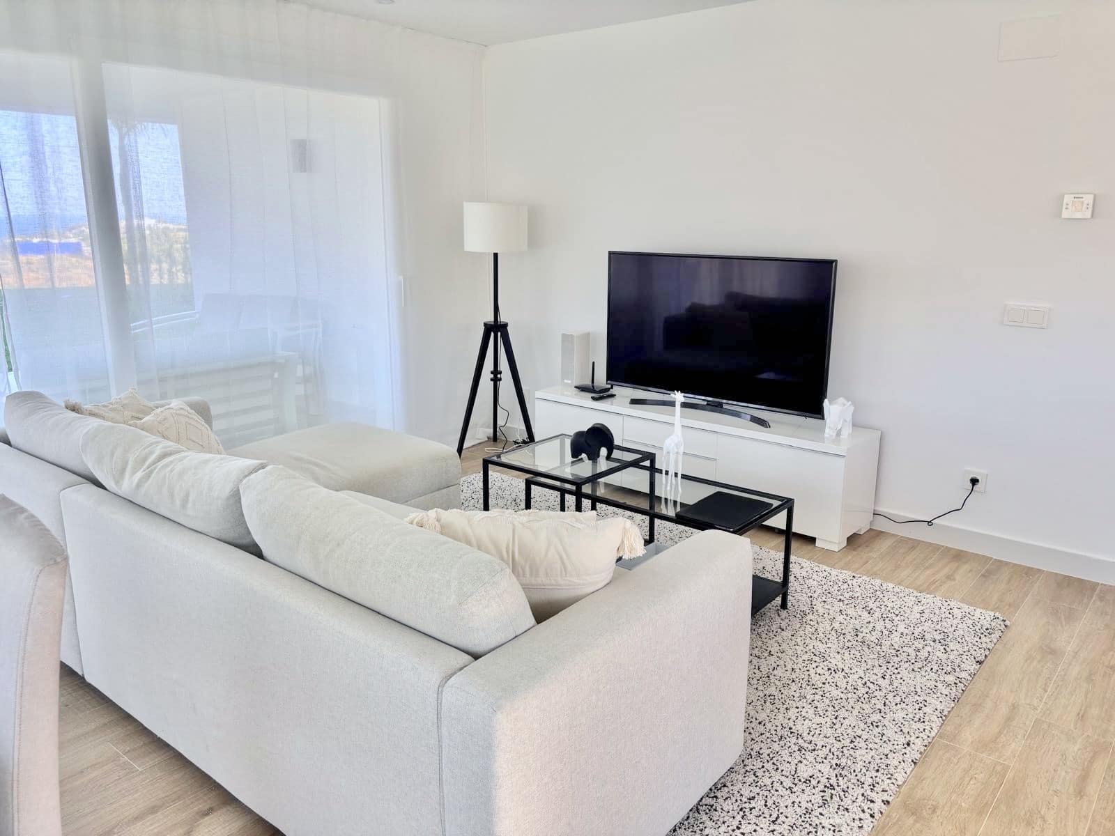 2 soveværelse Lejlighed til salg i Casares med swimmingpool garage - € 525.000 (Ref: 9419365)