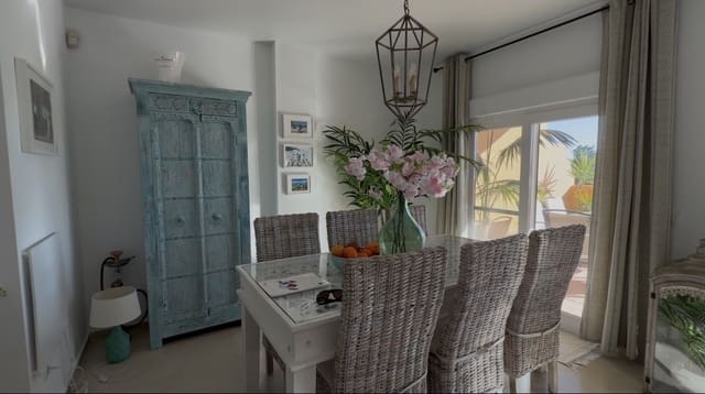 3 sypialnia Apartament na sprzedaż w Bahia de Casares, Casares z basenem garażem - 415 000 € (Ref: 9433180)