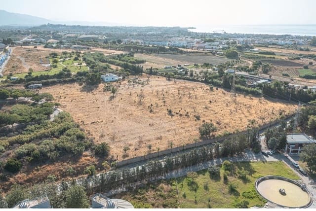 Terrain à Bâtir à vendre à Cancelada, Estepona - 1 410 500 € (Ref: 9446169)