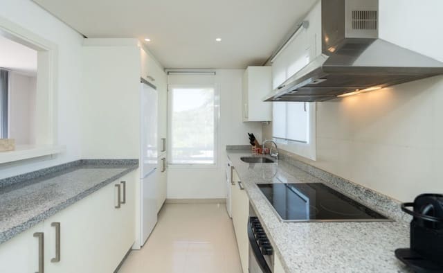 2 bedroom Apartment for rent in Casares Pueblo, Casares with pool garage - € 2,000 (Ref: 9465406)