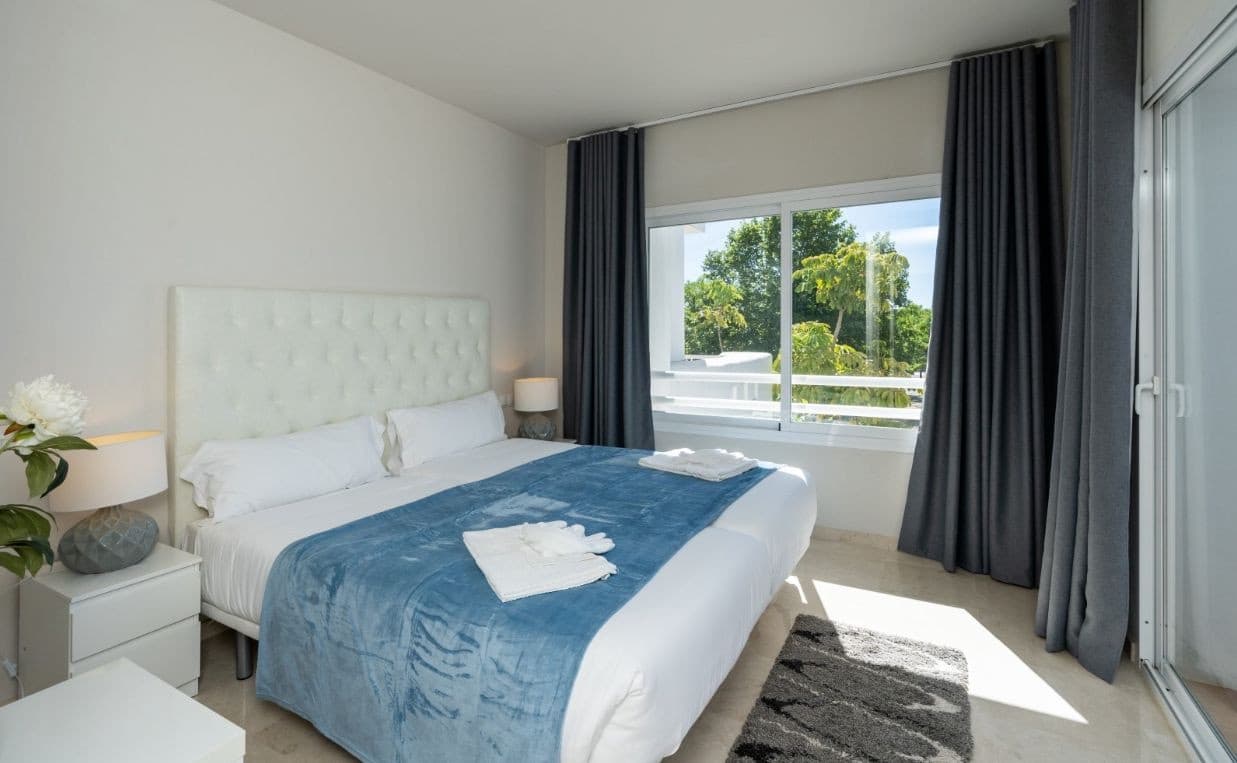 2 soverom Leilighet til leie i Casares med svømmebasseng garasje - € 2 000 (Ref: 9465406)