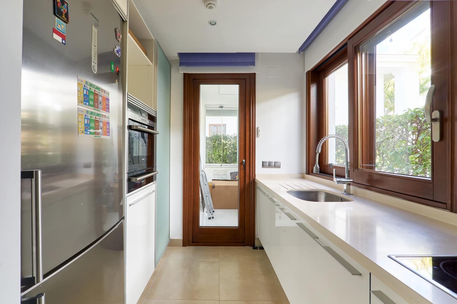 1 sypialnia Apartament na sprzedaż w Estepona z basenem garażem - 1 100 000 € (Ref: 9468277)