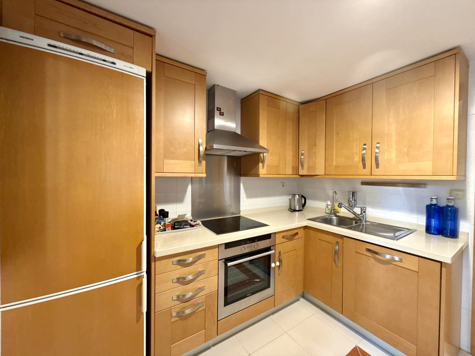 Apartamento de 2 habitaciones en Marbella en venta con piscina garaje - 665.000 € (Ref: 9472784)