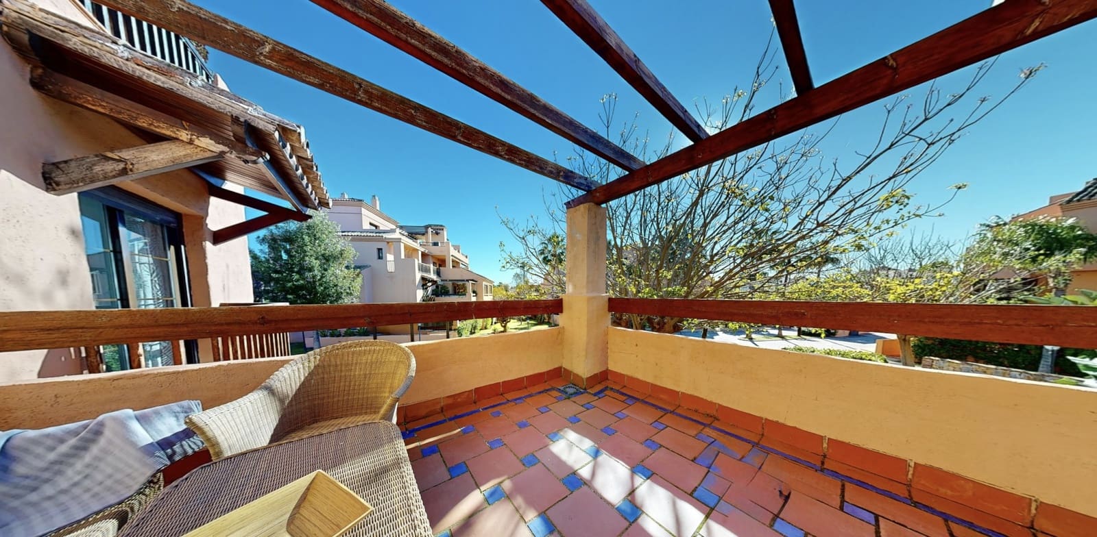 4 sypialnia Apartament na sprzedaż w Atalaya-Isdabe z basenem garażem - 850 000 € (Ref: 9504151)