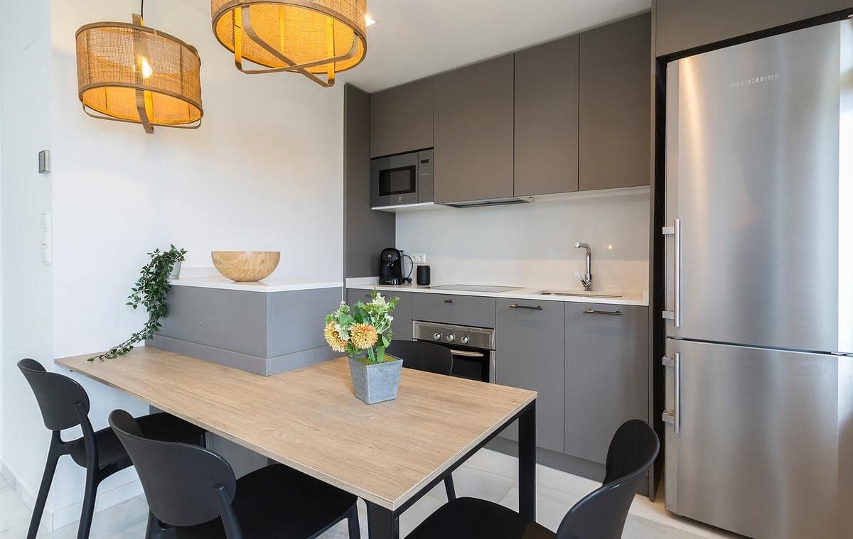 3 slaapkamer Appartement te koop in La Duquesa / Puerto de la Duquesa met zwembad garage - € 332.000 (Ref: 9508639)