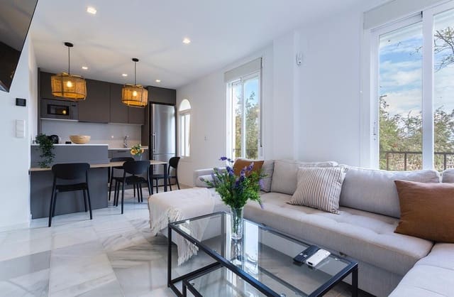 3 slaapkamer Appartement te koop in La Duquesa / Puerto de la Duquesa, Manilva met zwembad garage - € 332.000 (Ref: 9508639)