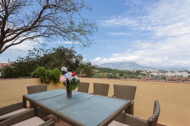 3 slaapkamer Appartement te koop in La Duquesa / Puerto de la Duquesa, Manilva met zwembad garage - € 332.000 (Ref: 9508639)