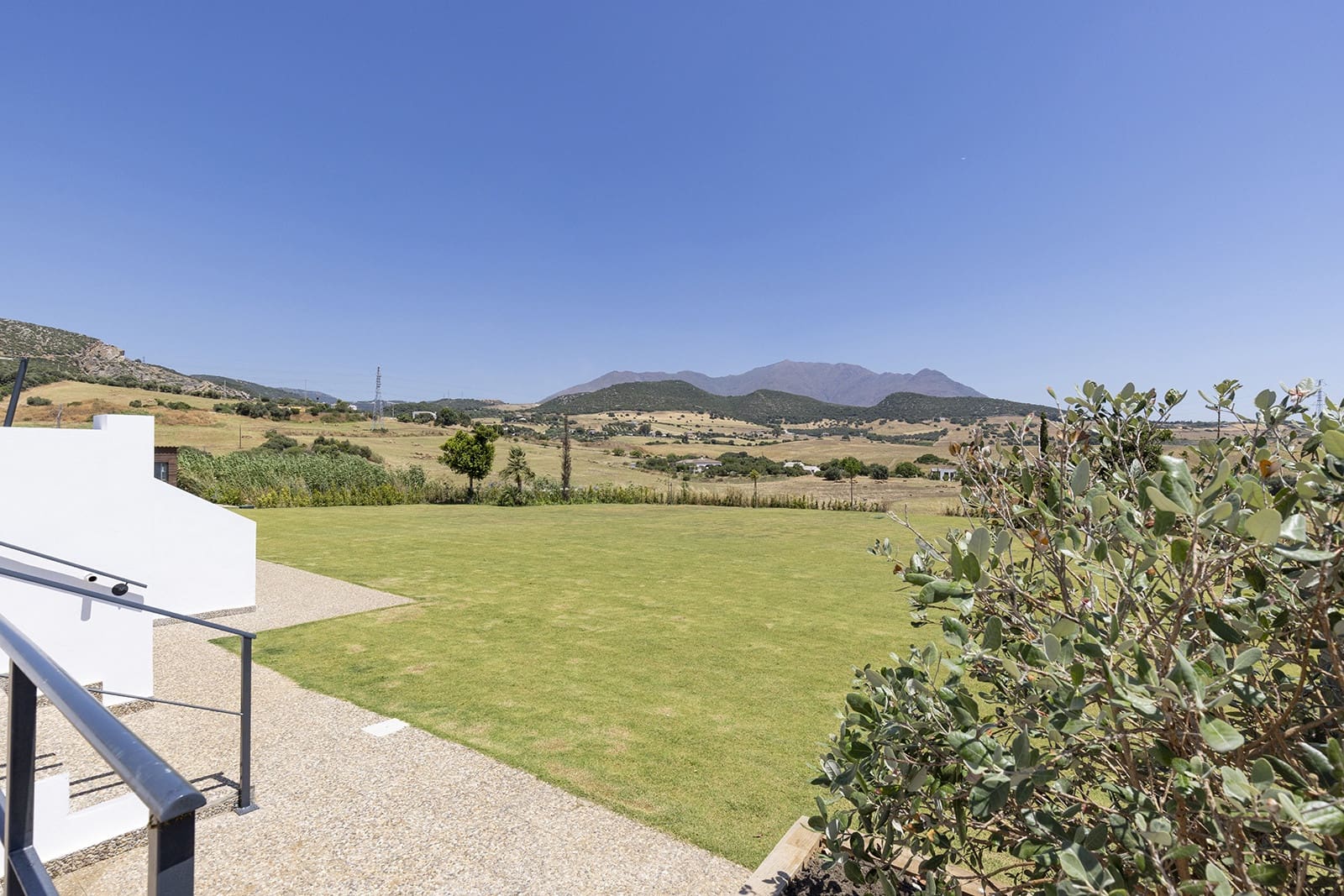 4 bedroom Villa for sale in Casares with pool garage - € 2,250,000 (Ref: 9513244)