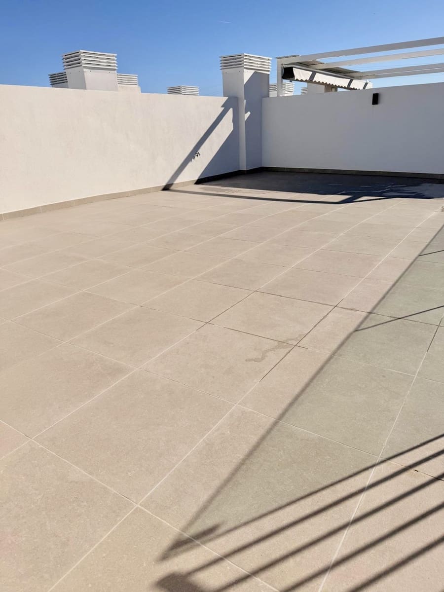 2 bedroom Penthouse for sale in Casares with pool garage - € 495,000 (Ref: 9530182)