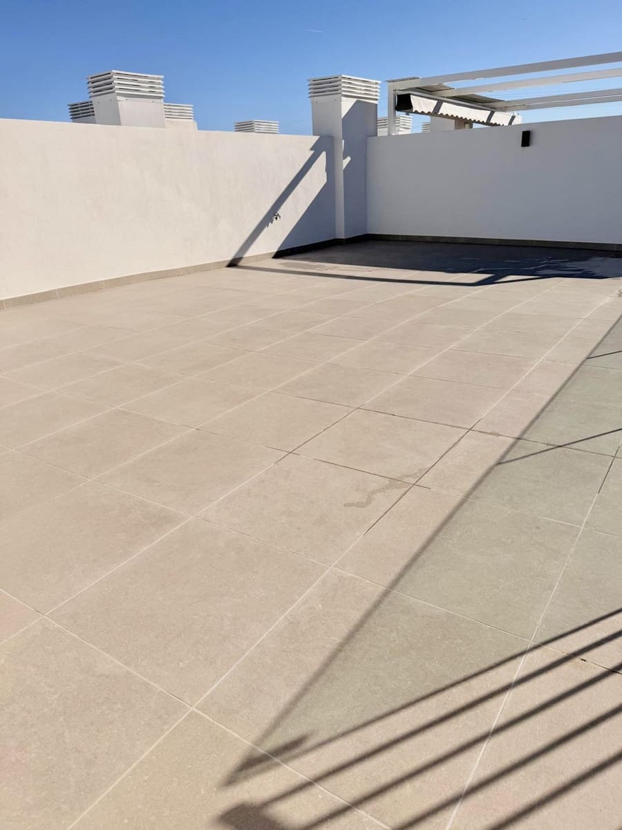 2 soverom Penthouse til salgs i Casares med svømmebasseng garasje - € 495 000 (Ref: 9530182)