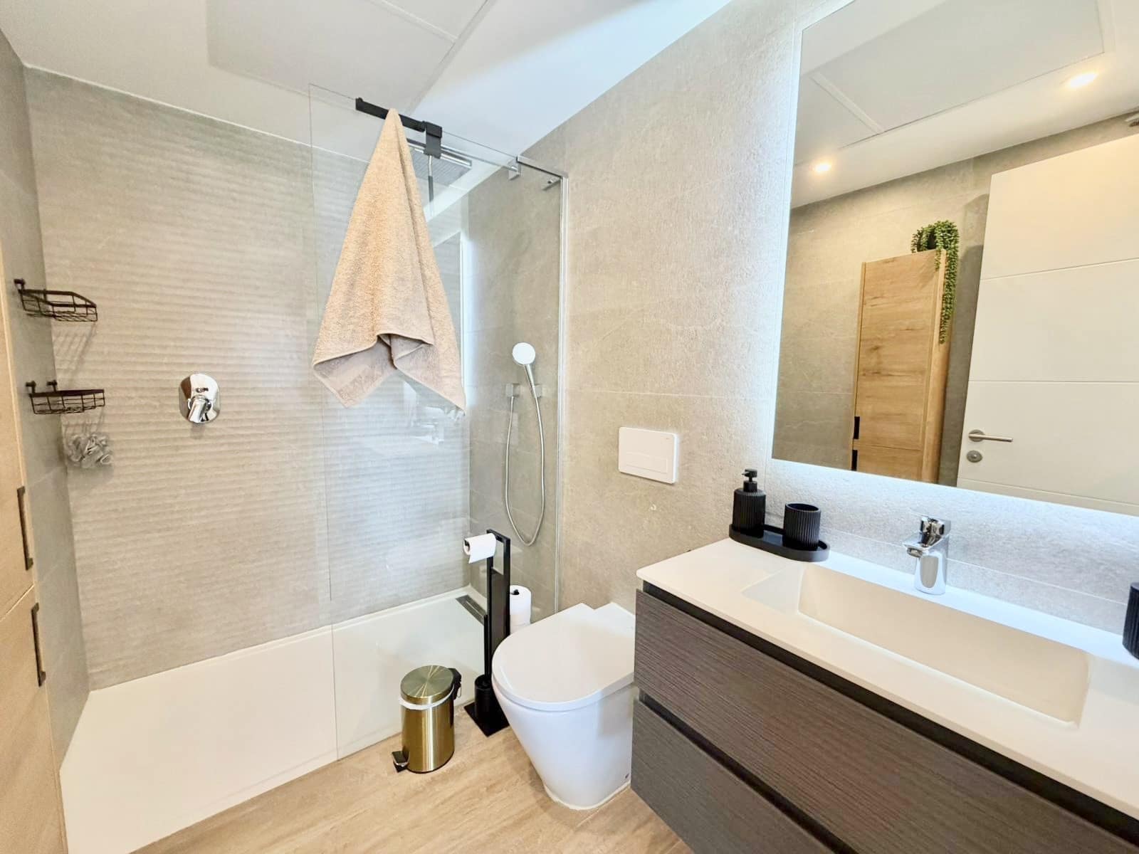 2 soverom Penthouse til salgs i Casares med svømmebasseng garasje - € 495 000 (Ref: 9530182)