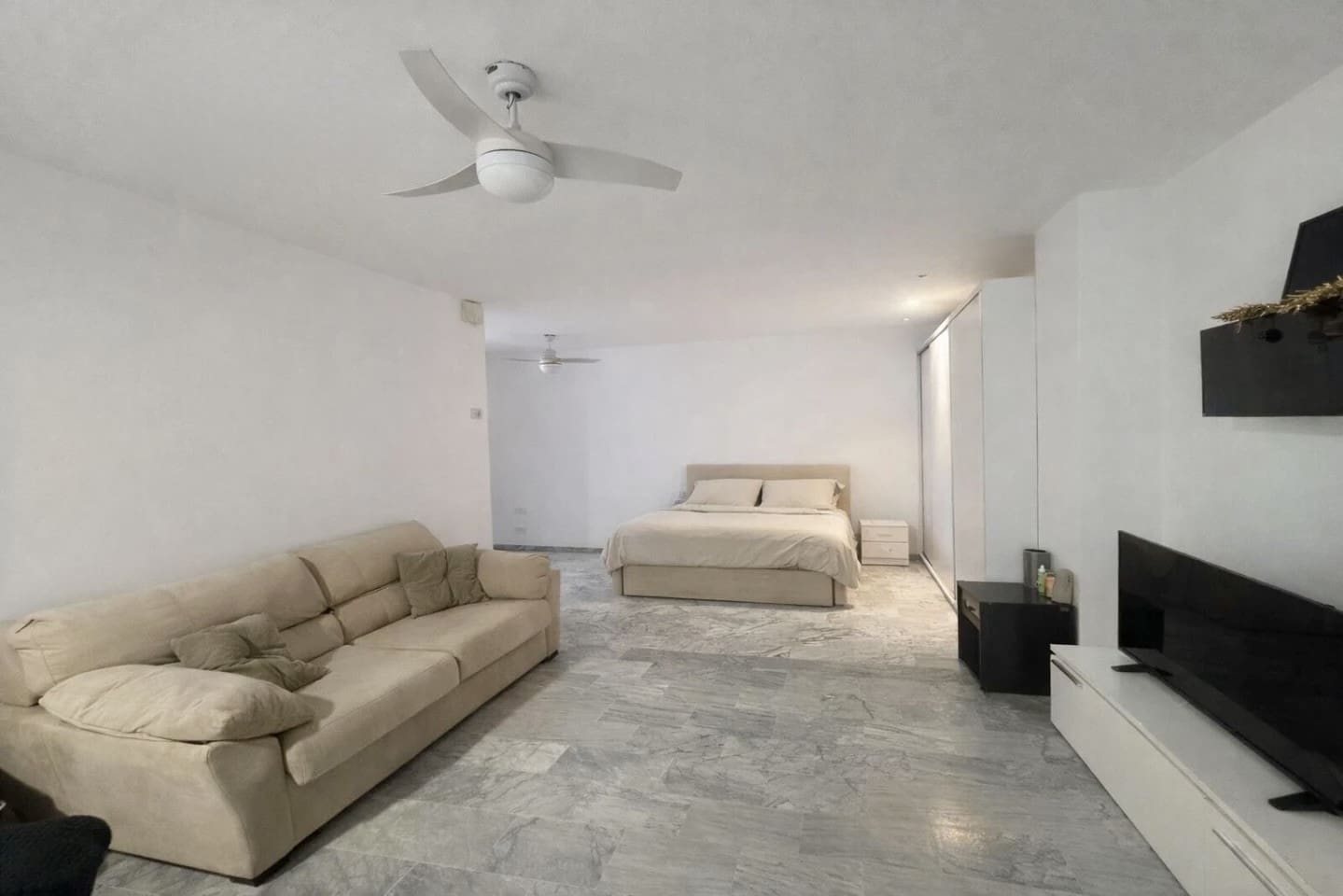 1 bedroom Apartment for sale in Bahia Dorada with pool garage - € 199,000 (Ref: 9558583)