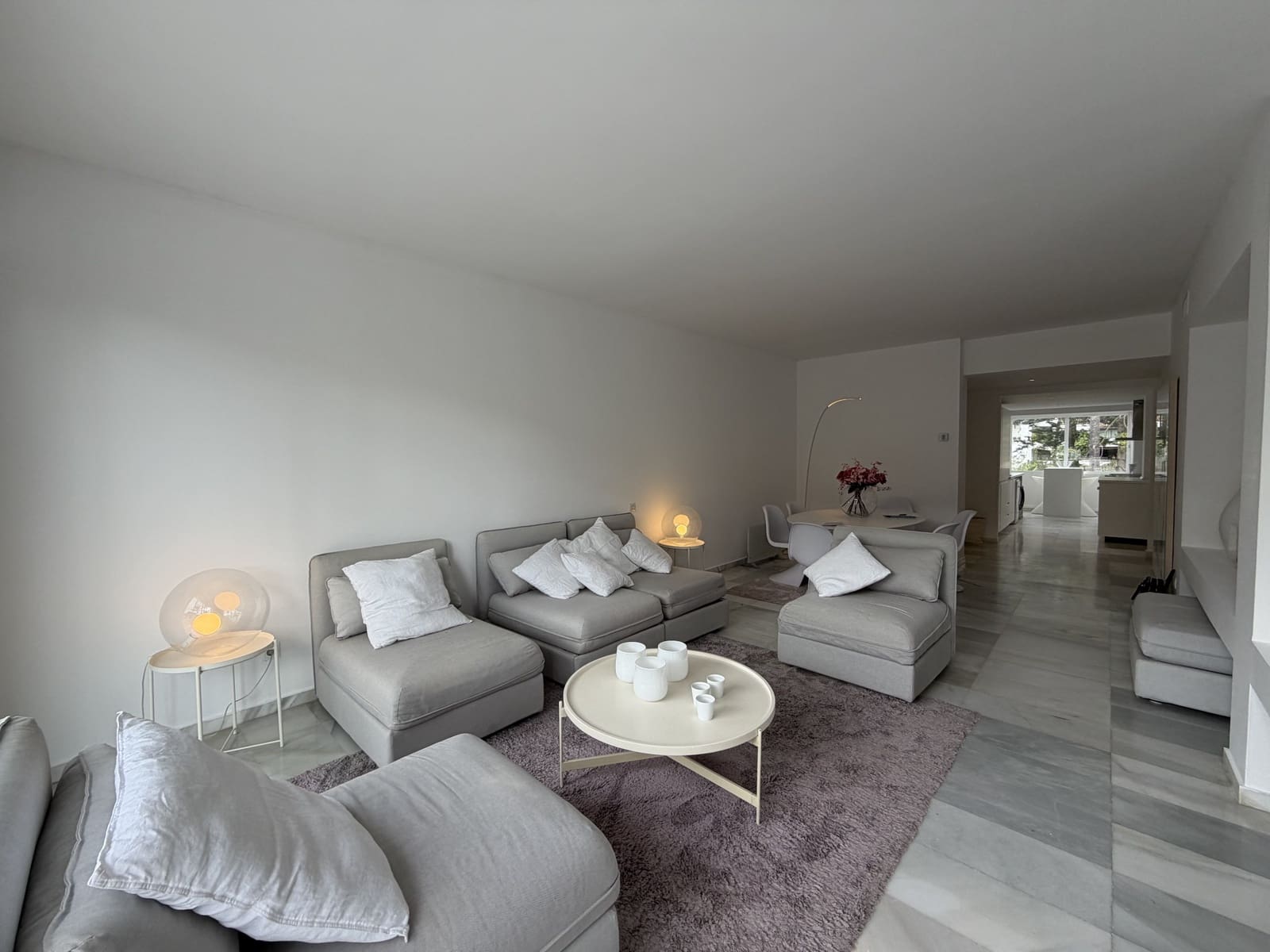 2 slaapkamer Appartement te koop in Marbella met zwembad garage - € 935.000 (Ref: 9558584)