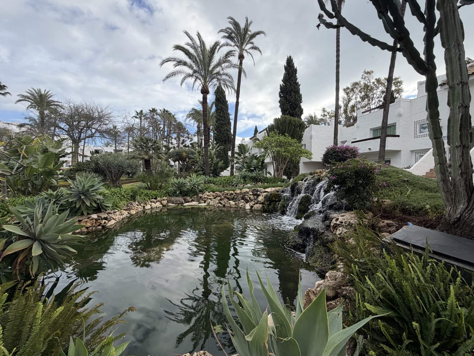 2 slaapkamer Appartement te koop in Marbella met zwembad garage - € 935.000 (Ref: 9558584)