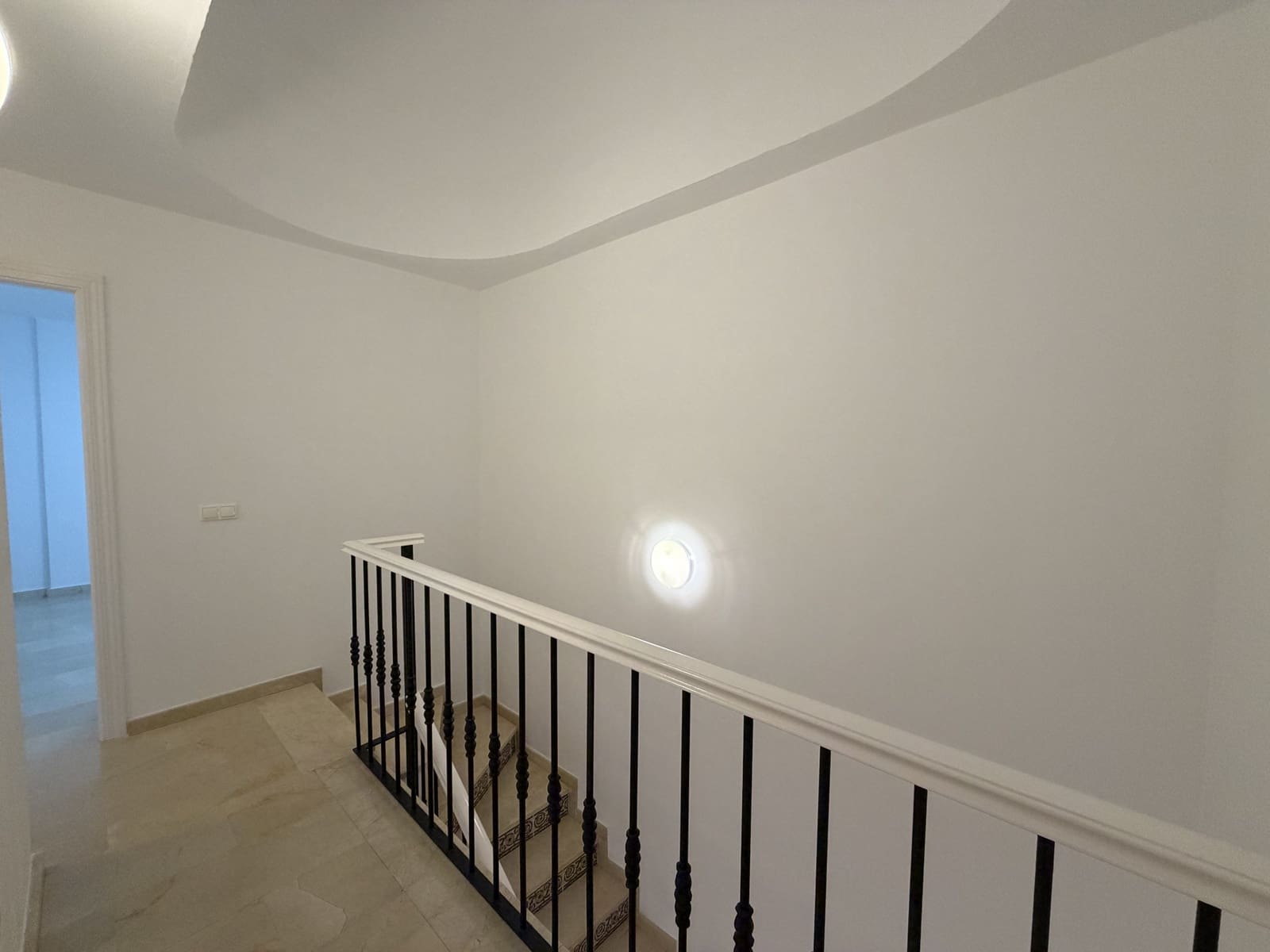 Pareado de 3 habitaciones en Manilva en venta con piscina garaje - 610.000 € (Ref: 9561556)