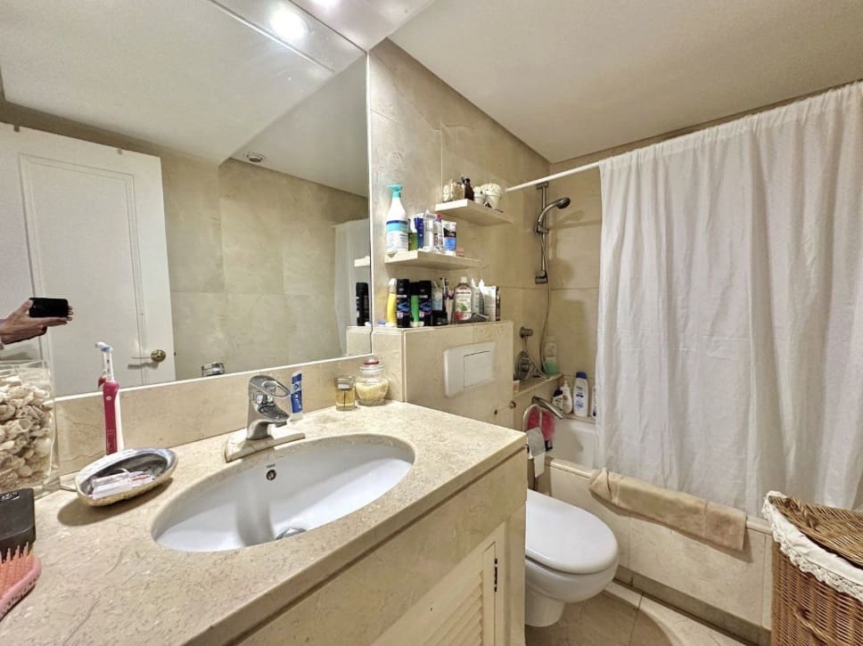 3 bedroom Townhouse for sale in Estepona with garage - € 525,000 (Ref: 9564935)