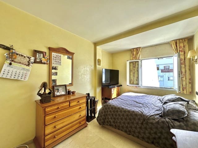 3 bedroom Townhouse for sale in Centro, Estepona with garage - € 525,000 (Ref: 9564935)