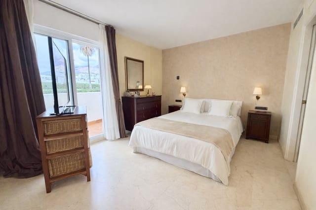 3 bedroom Townhouse for sale in Centro, Estepona with pool garage - € 525,000 (Ref: 9564935)