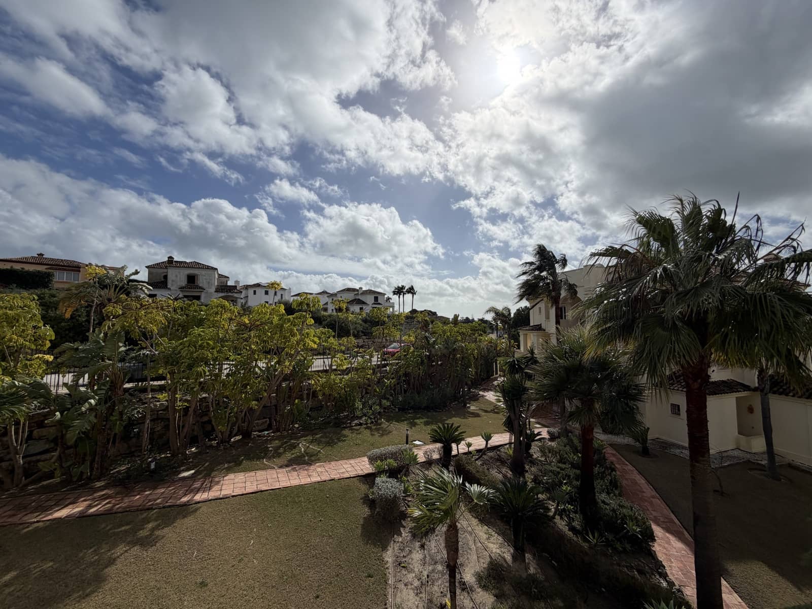 2 Zimmer Apartment zu verkaufen in Casares mit Pool Garage - 425.000 € (Ref: 9574176)