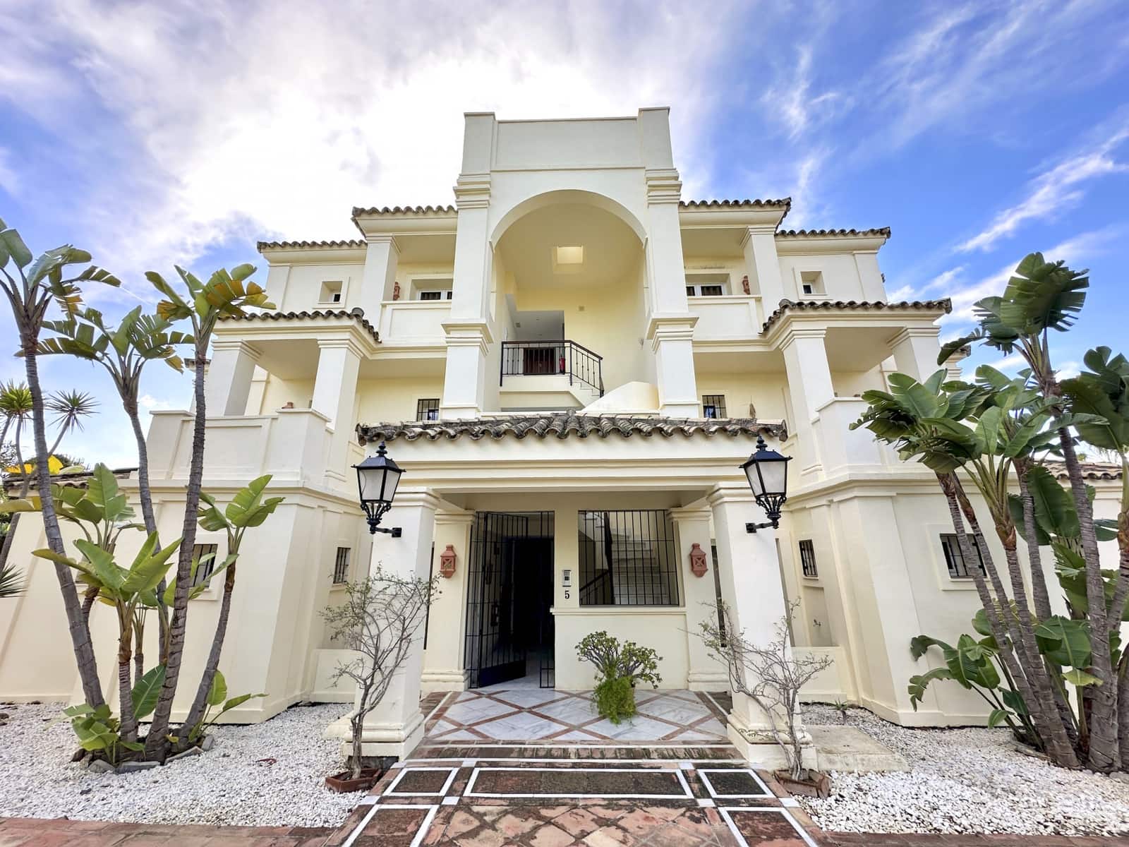 2 makuuhuone Huoneisto myytävänä paikassa Casares mukana uima-altaan 
autotalli - 425 000 € (Ref: 9574176)