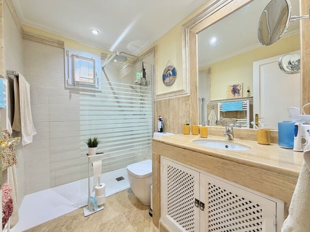 2 chambre Appartement à vendre à Casares Golf - Casares del Sol, Casares avec piscine garage - 425 000 € (Ref: 9574176)